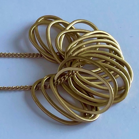 Gold Necklace with Rings - Picture 3 of 4